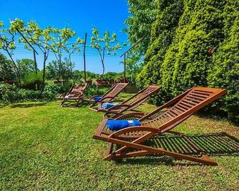 Adorata 1 - Vinež - Patio