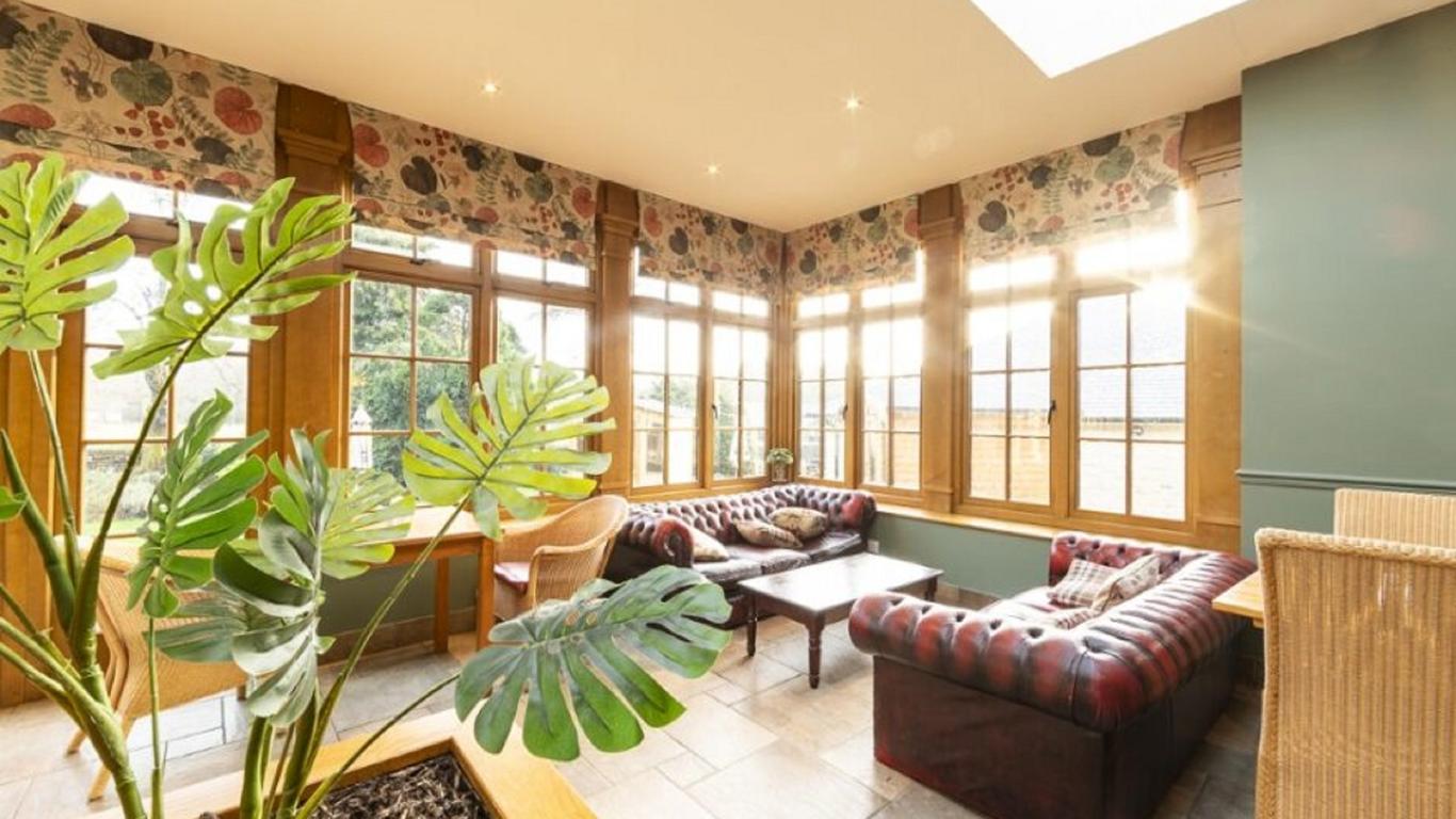 ذا سبيتش هاوس هوتل