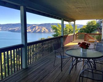 Unobstructed Views of the Lake! - Kelseyville - Balcony