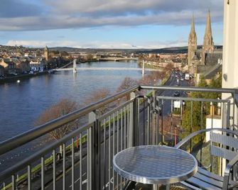 Highland Apartments by Mansley - Inverness - Varanda