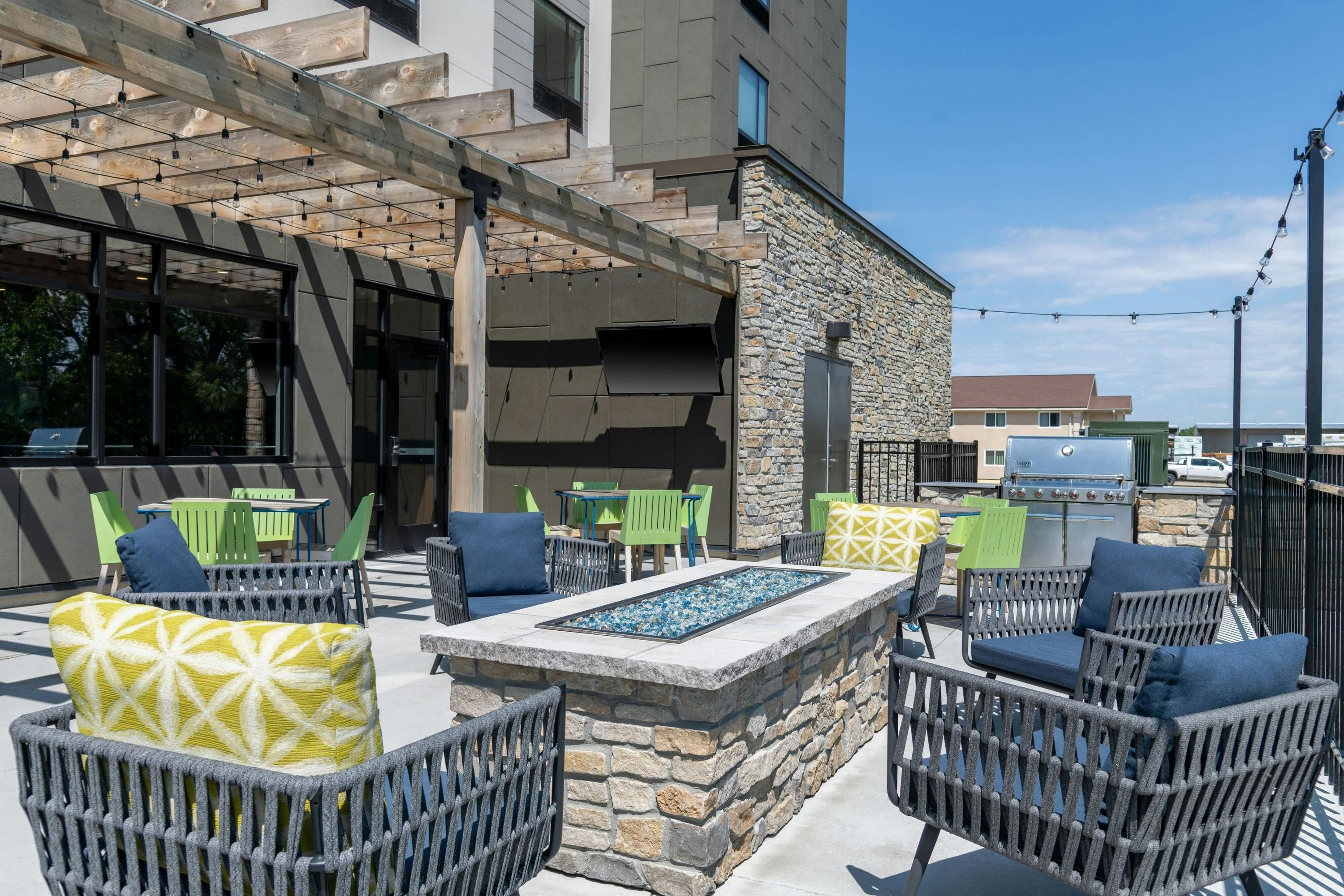 TownePlace Suites by Marriott Norfolk - Norfolk - Terasa