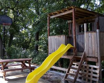 Stewart Acres - Arnold - Patio