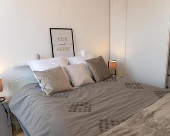 L'appart' Henri - Blagnac - Bedroom