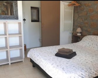 Chez Robert et Sylvie - Pianottoli-Caldarello - Chambre