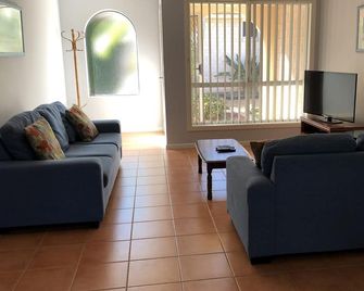 5-4 Waratah Lane - Prime Position in The Heart of Evans Head - Evans Head - Sala de estar
