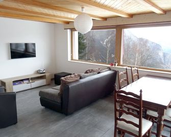 Spacious cottage with views breathtaking in central Valais (Switzerland) - Leytron - Salon