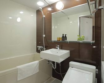 Hotel Newitaya - Ucunomija - Koupelna