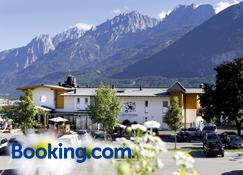 Hotel Holunderhof - Lienz - Gebouw