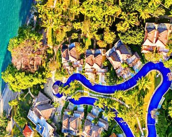 Pool Villa Merumatta Senggigi - Mataram
