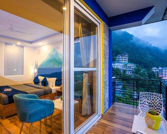 Shalom Backpackers Mcleodganj (Dharamkot) - Dharamshala - Balcón
