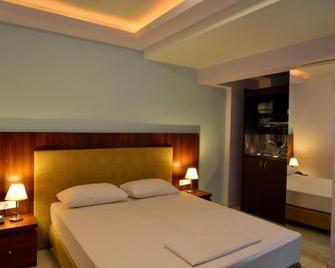 Panorama Inn Hotel - Kateríni - Bedroom