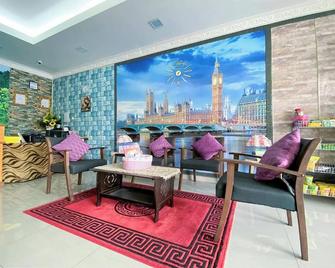 Coop Hotel Kangar - Кангар - Лоббі