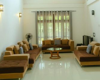 Seasons Villa Sigiriya, Sri Lanka - Sigiriya - Lobby