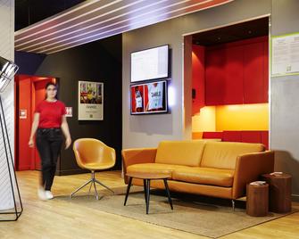 Ibis Styles Paris Massena Olympiades - Paris - Building