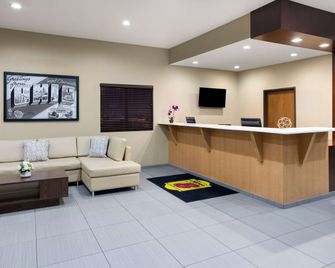 Super 8 By Wyndham St. Clairsville Oh/Wheeling Wv Area - Saint Clairsville - Vastaanotto