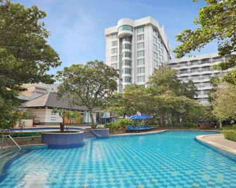 Mercure Convention Center Ancol - ג'קרטה - בניין