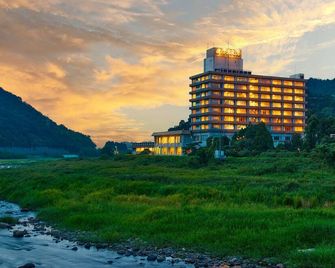 Misasa Royal Hotel - Misasa - Κτίριο