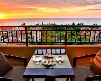 Hainan Yatai Hot Spring Hotel - Haikou - Parveke