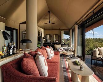 Mahali Mzuri - Maasai Mara