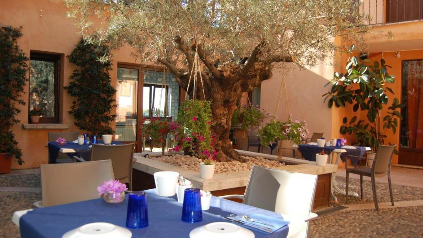 Antico Borgo B&b Con Spa - Adults Only