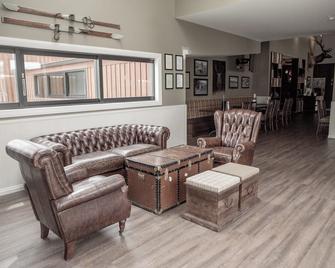 Harvest Hotel - Cromwell - Lounge