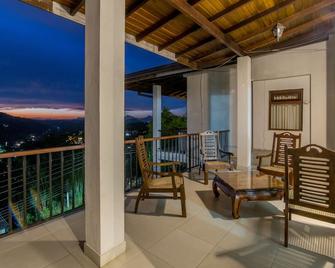 Jack Tree Lodge - Kandy - Balcón