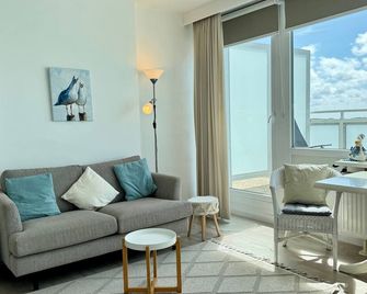 Penthouse Meerblick, App 66 - Sylt - Olohuone