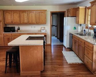 Lake Noquebay Waterfront Home - Crivitz - Cocina