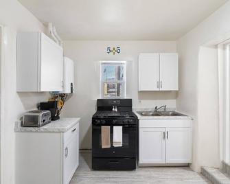 Studio Casita-15 min walk to Downtown Plaza - Santa Fe - Kitchen