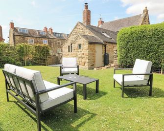 33 Main Road - Alfreton - Patio