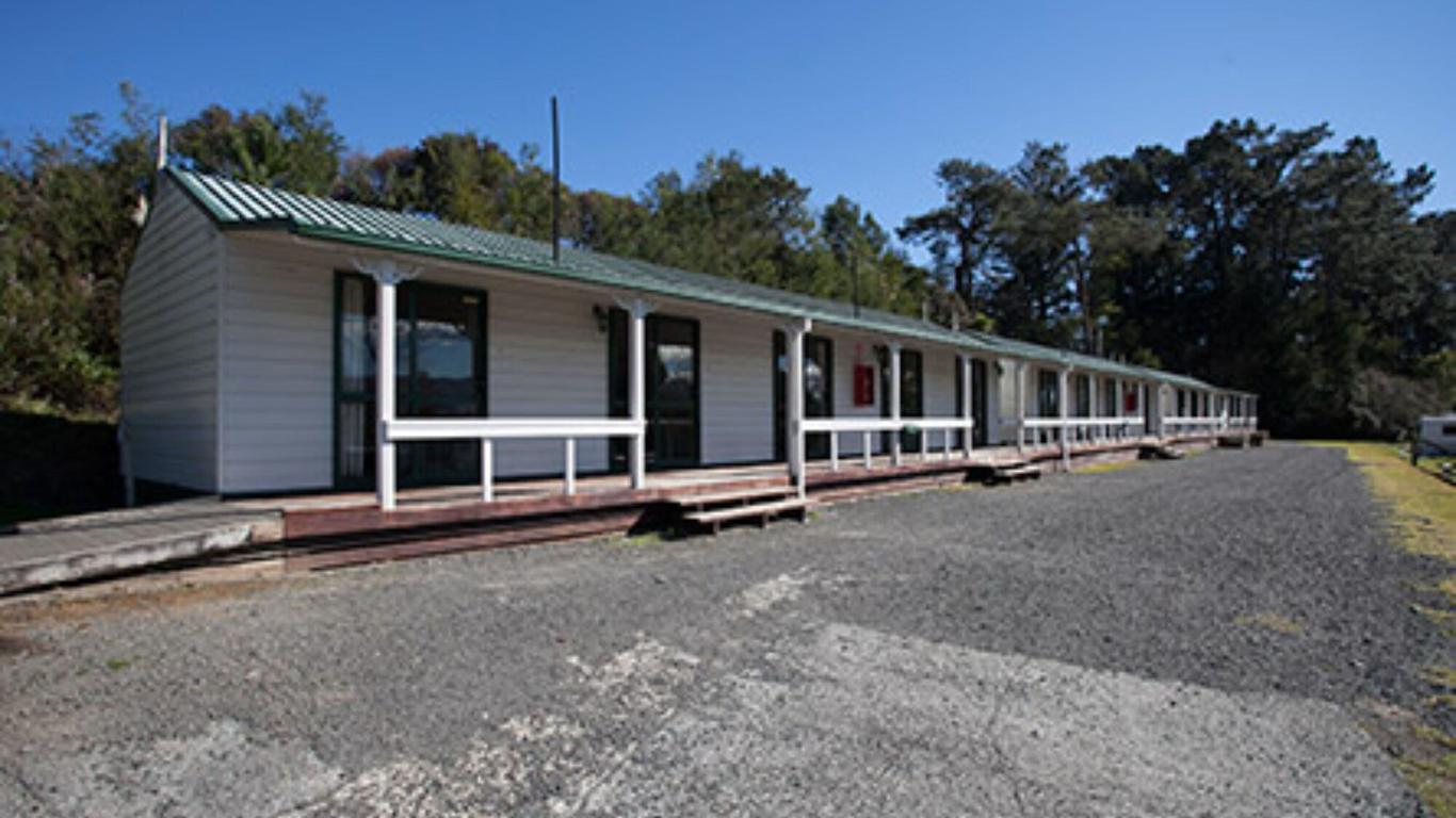 Opal Hot Springs & Holiday Park