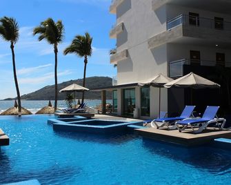 Star Palace Beach Hotel - Mazatlán - Pool