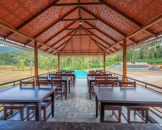 Hanchinamane Heritage By Z Vacations - Chikamagalur - Restaurant