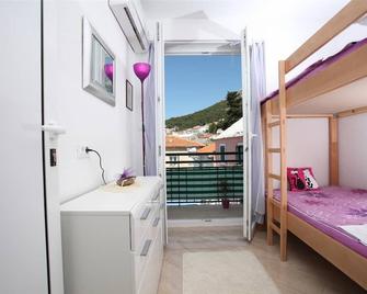 Apartments by the sea Baska Voda, Makarska - 12421 - Baška Voda - Camera da letto