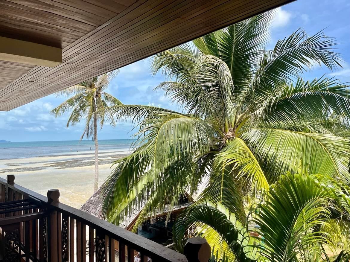 First Villa Beach Resort - Ko Pha Ngan - מרפסת