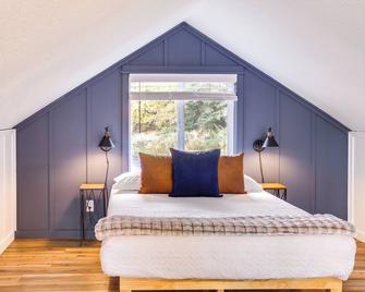 Lake Coeur d'Alene Cabin w/ Boat Slip in Worley! - Worley - Habitación