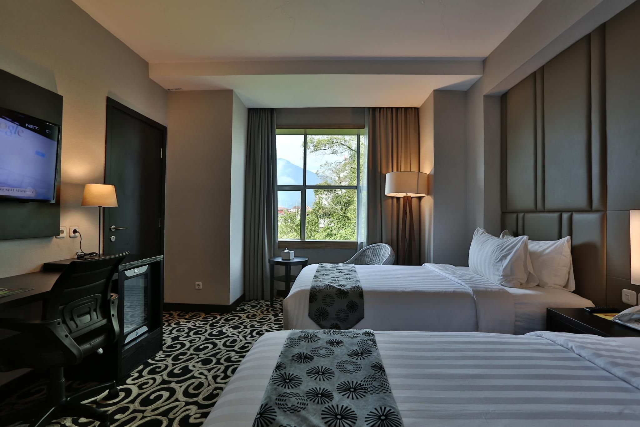 Grand Royal Denai Hotel