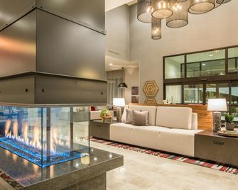 Holiday Inn Portland West - Hillsboro By IHG - Hillsboro - Lobby