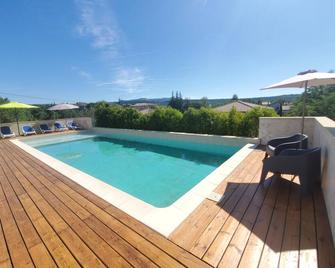 Madé II Cottage South Ardèche Aupredelamade - Lavilledieu - Piscina