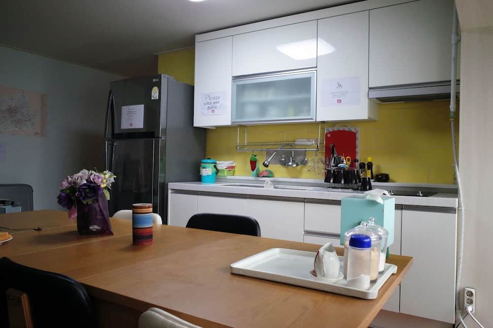 بيت شباب ياكوريا غانغنام