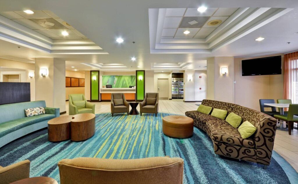 SpringHill Suites by Marriott Houston Hobby Airport - יוסטון - לובי