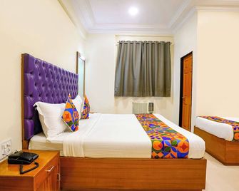 Fabhotel Cruz Royale - Nr- Bandra West - מומבאי - חדר שינה