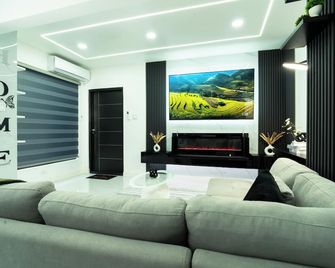 Affluence - Luxury 1Bedroom Apt in Montego Bay, Central with Rooftop Pool - Montego Bay - Living room