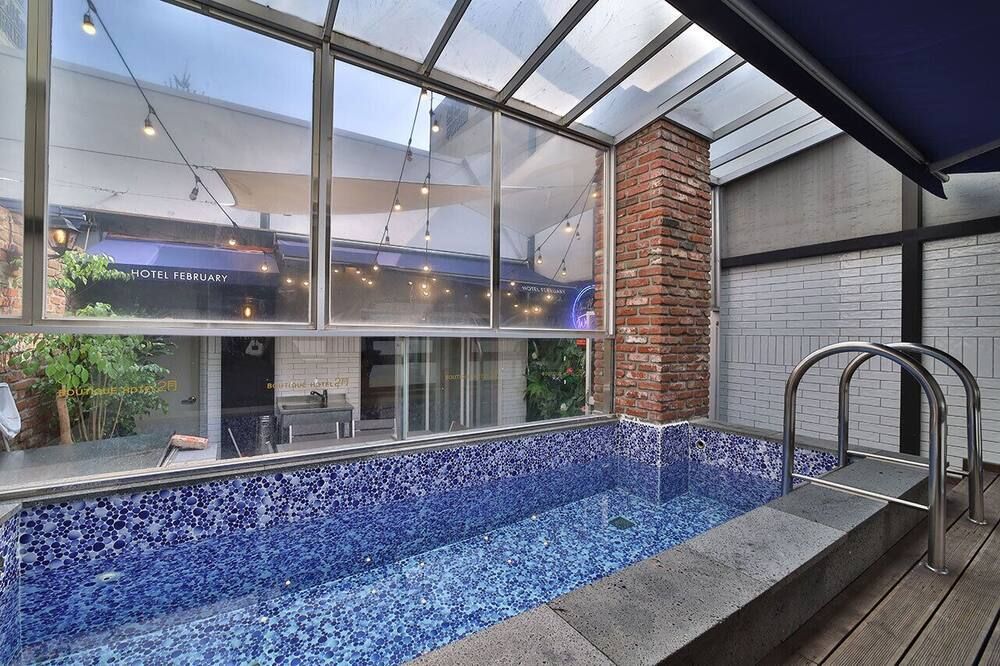 هوتل فيبرواري سوسيونغ