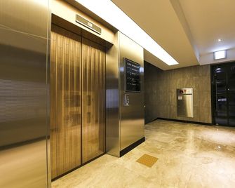 Centralperson Pyeongtaek Hotel - Pyeongtaek - Lobby