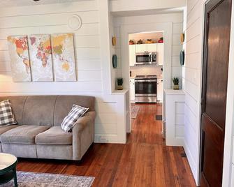 The Wright Flyer in NC - Hickory - Living room