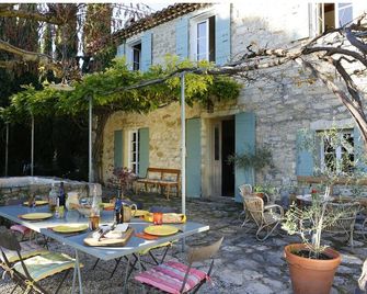 Charming Provençal Farmhouse - Beaumes-de-Venise - Innenhof
