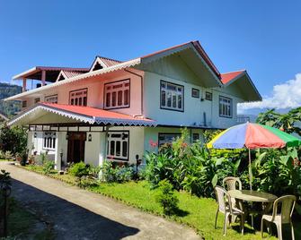 Green Leaf Resort - Pelling - Building