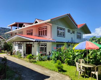 Green Leaf Resort - Pelling - Budova