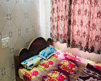 Parimala Paradise - Mantralayam - Bedroom